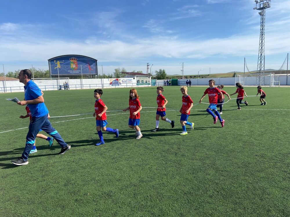 Orientación y fútbol 7 en Torrenueva