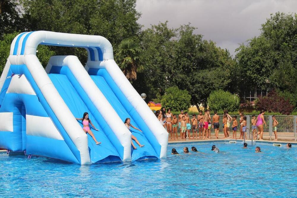 Alcázar despide la temporada de verano con el Día del Agua 