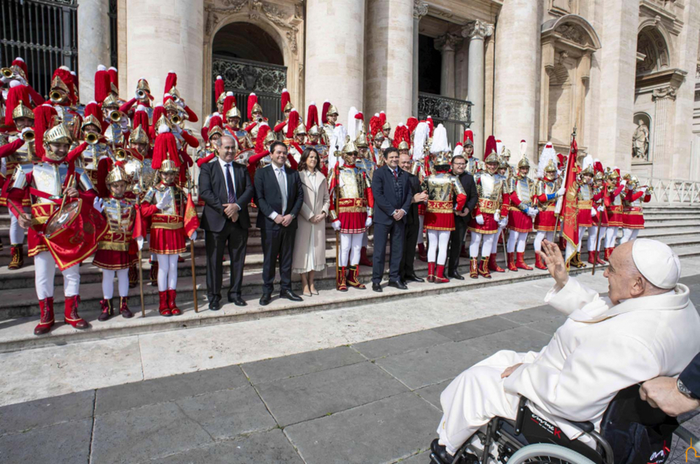 Valverde traslada al papa la riqueza de la Semana Santa 