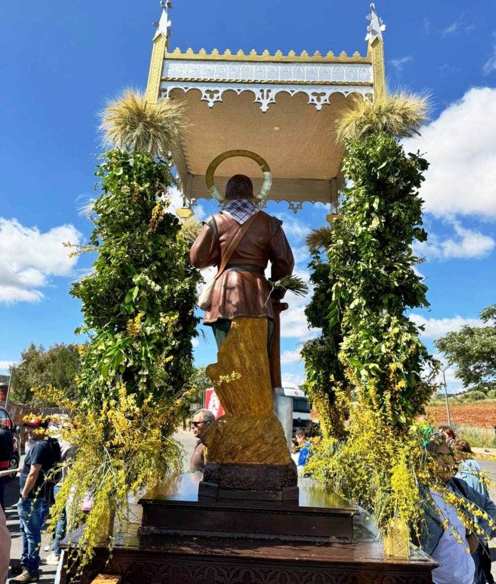 Corral agradece la participación en San Isidro