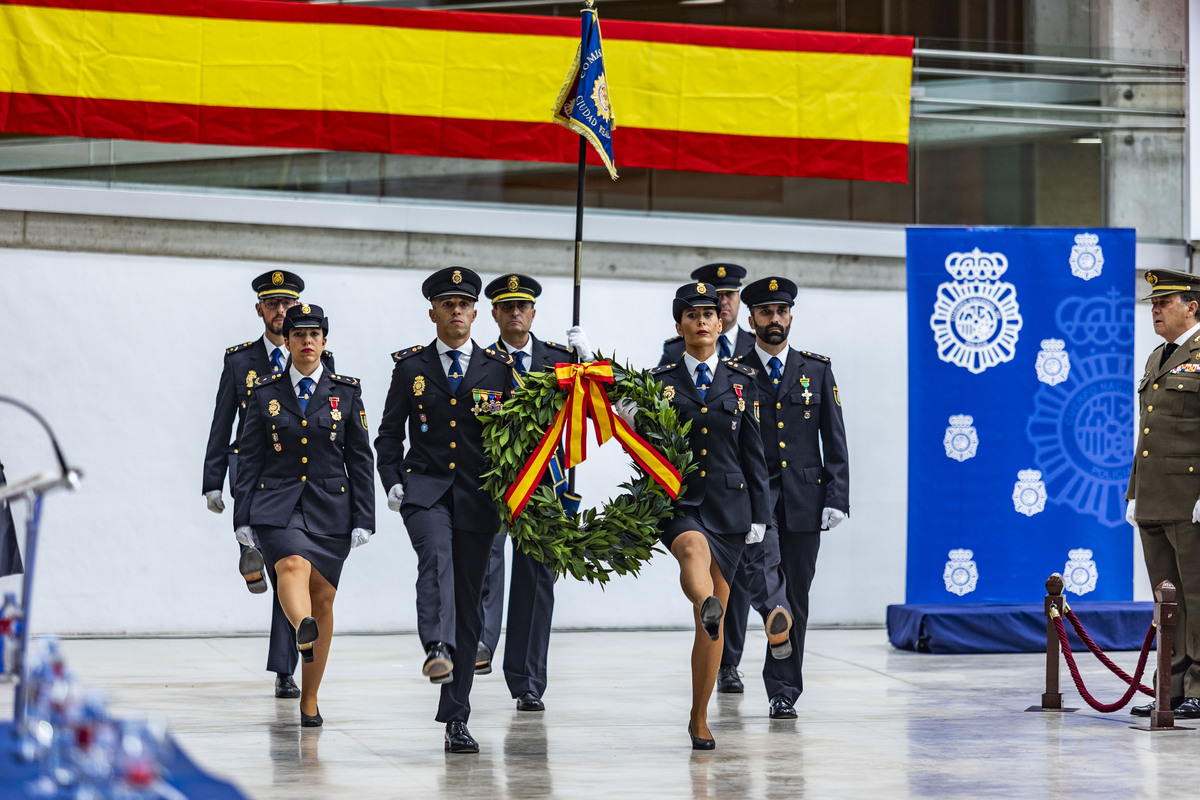 Actos de la Policía Nacional, festividad de la policía Nacional, entreg ade meddallas Ángels Custodios patrón de la Policía NACIONAL  / RUEDA VILLAVERDE