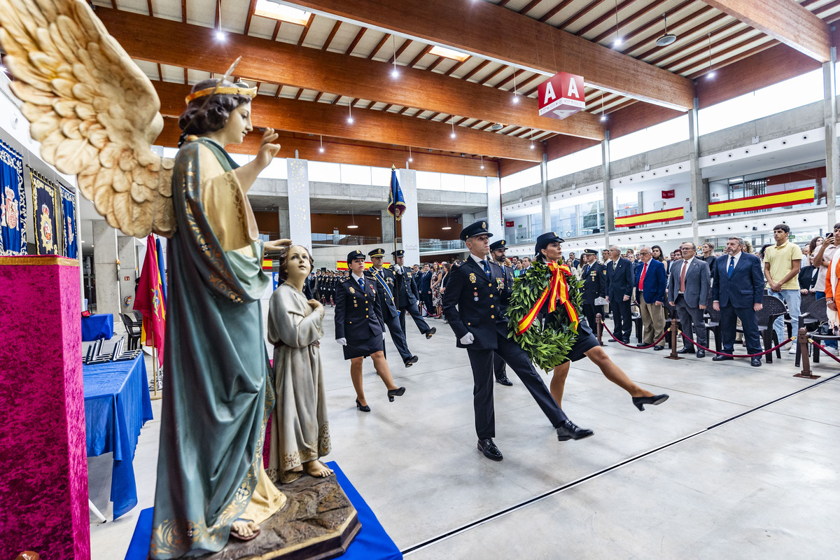 Actos de la Policía Nacional, festividad de la policía Nacional, entreg ade meddallas Ángels Custodios patrón de la Policía NACIONAL  / RUEDA VILLAVERDE