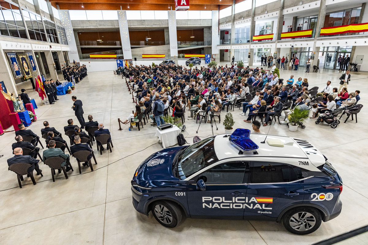 Actos de la Policía Nacional, festividad de la policía Nacional, entreg ade meddallas Ángels Custodios patrón de la Policía NACIONAL  / RUEDA VILLAVERDE