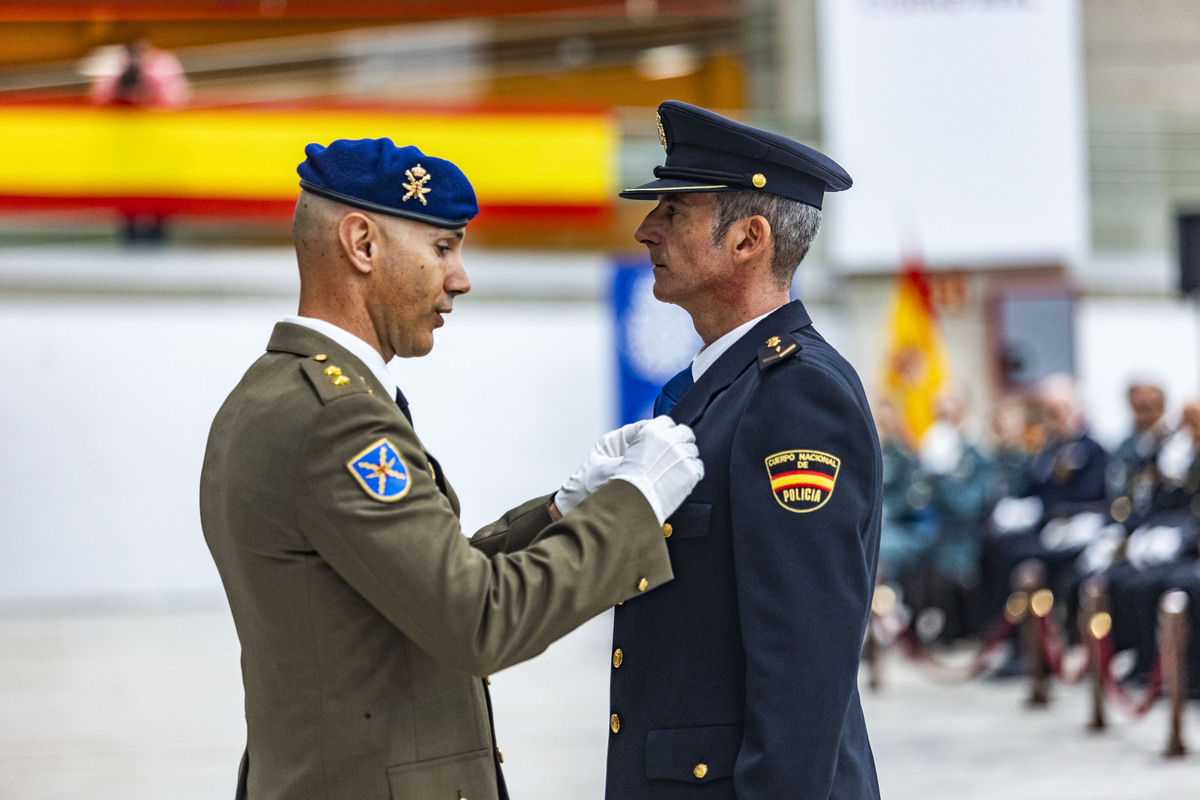 Actos de la Policía Nacional, festividad de la policía Nacional, entreg ade meddallas Ángels Custodios patrón de la Policía NACIONAL  / RUEDA VILLAVERDE