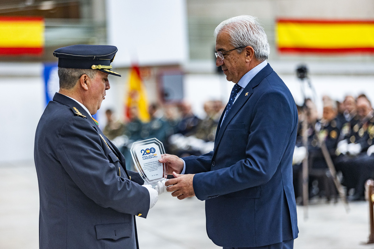 Actos de la Policía Nacional, festividad de la policía Nacional, entreg ade meddallas Ángels Custodios patrón de la Policía NACIONAL  / RUEDA VILLAVERDE