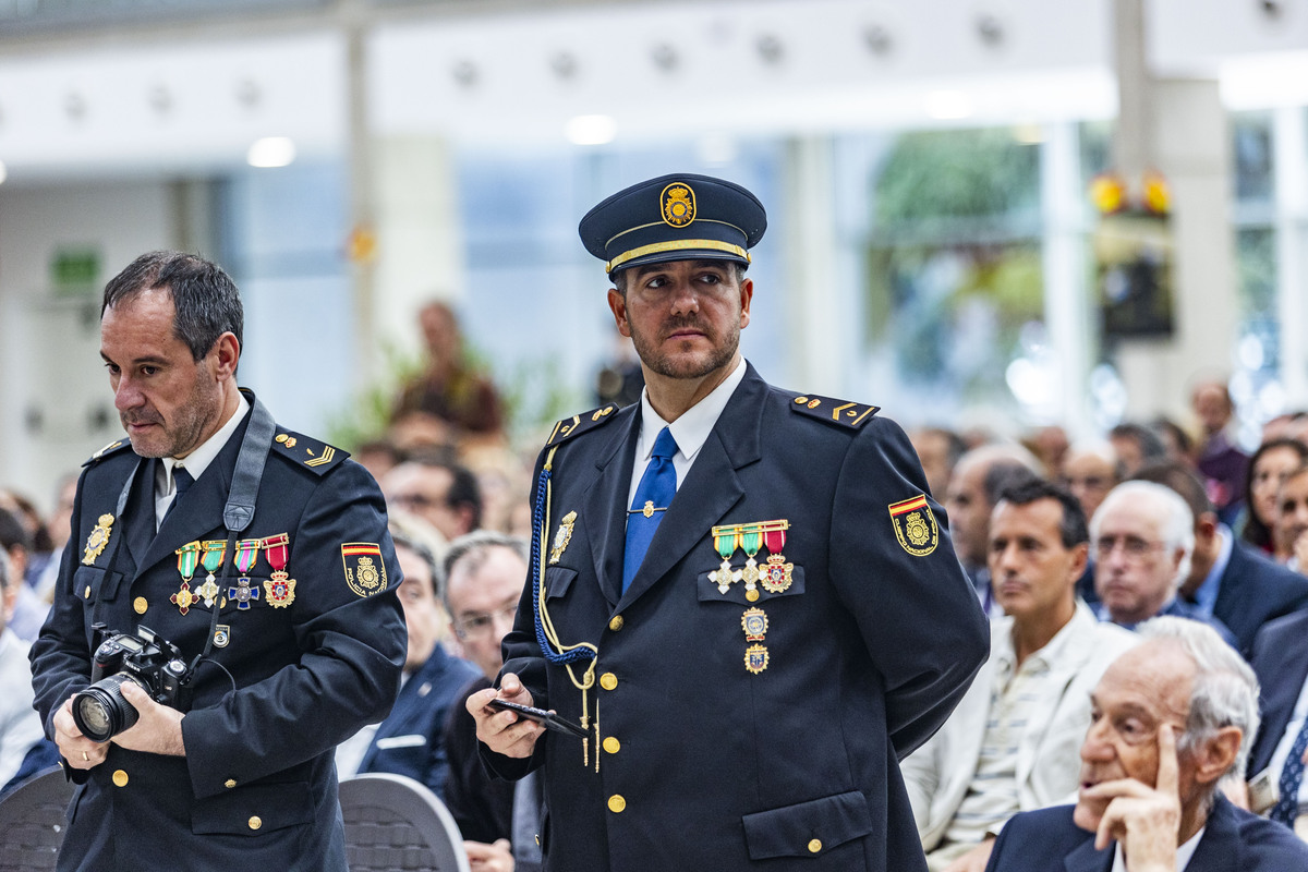 Actos de la Policía Nacional, festividad de la policía Nacional, entreg ade meddallas Ángels Custodios patrón de la Policía NACIONAL  / RUEDA VILLAVERDE