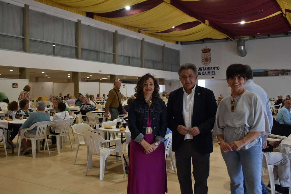 Cine y encuentro para conmemorar el Día de los Mayores