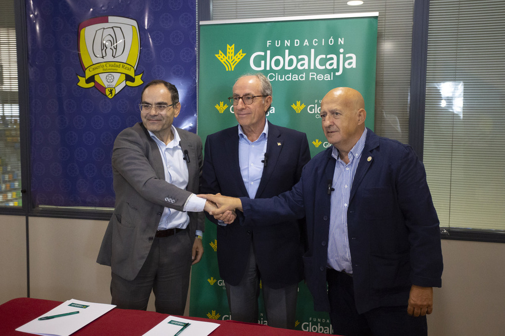 De izquierda a derecha, Julián Amores, Mariano León y Antonio Caba.