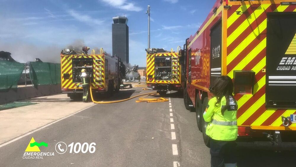 Arde un avión en el aeropuerto de Ciudad Real