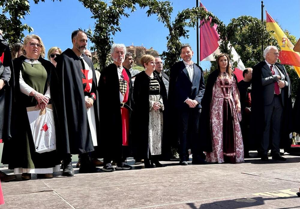 El subdelegado, Caballero de la Encomienda de Montiel