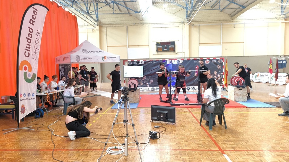 Éxito de participación en el I Campeonato de Powerlifting