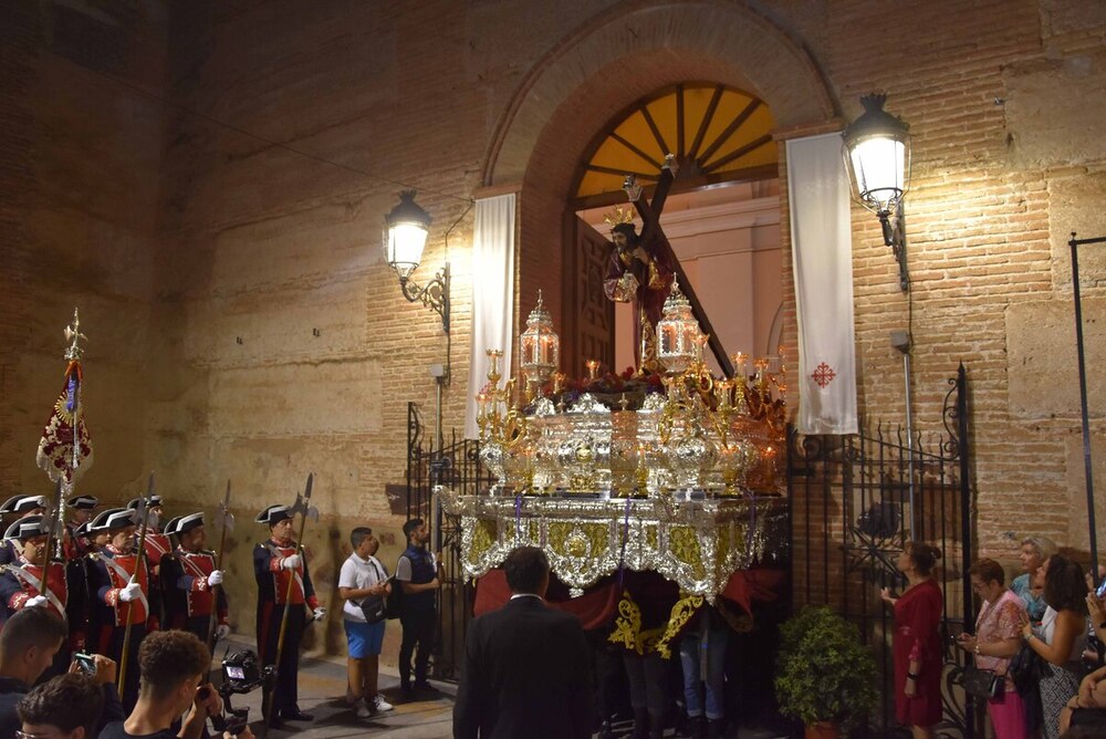 Nuestro Padre Jesús Nazareno emociona en Miguelturra