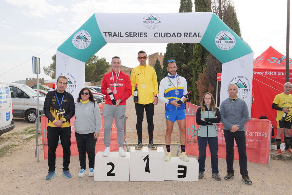 Éxito de participación en el II Trail Castillo de Peñarroya