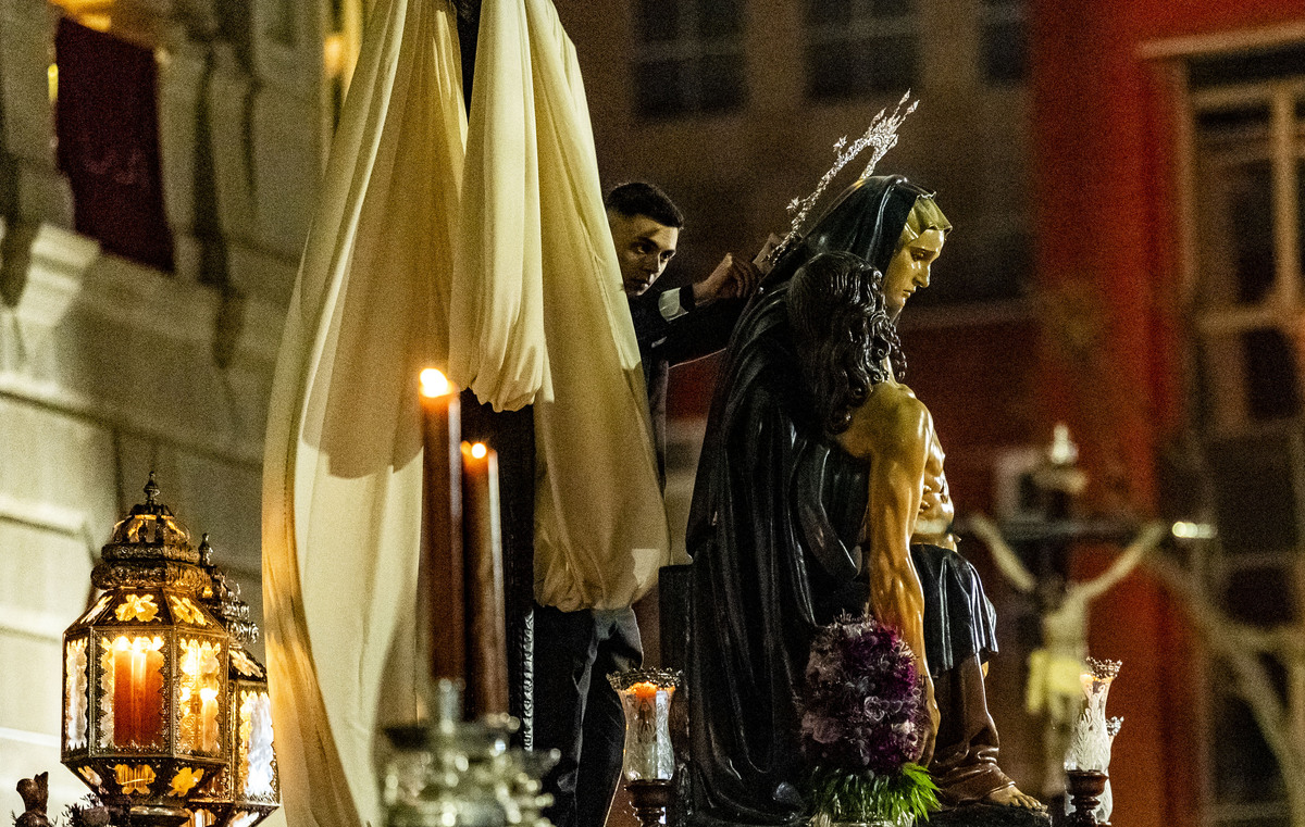 Semana Santa, procesión del Santo Entierro de Ciudad Real  / RUEDA VILLAVERDE