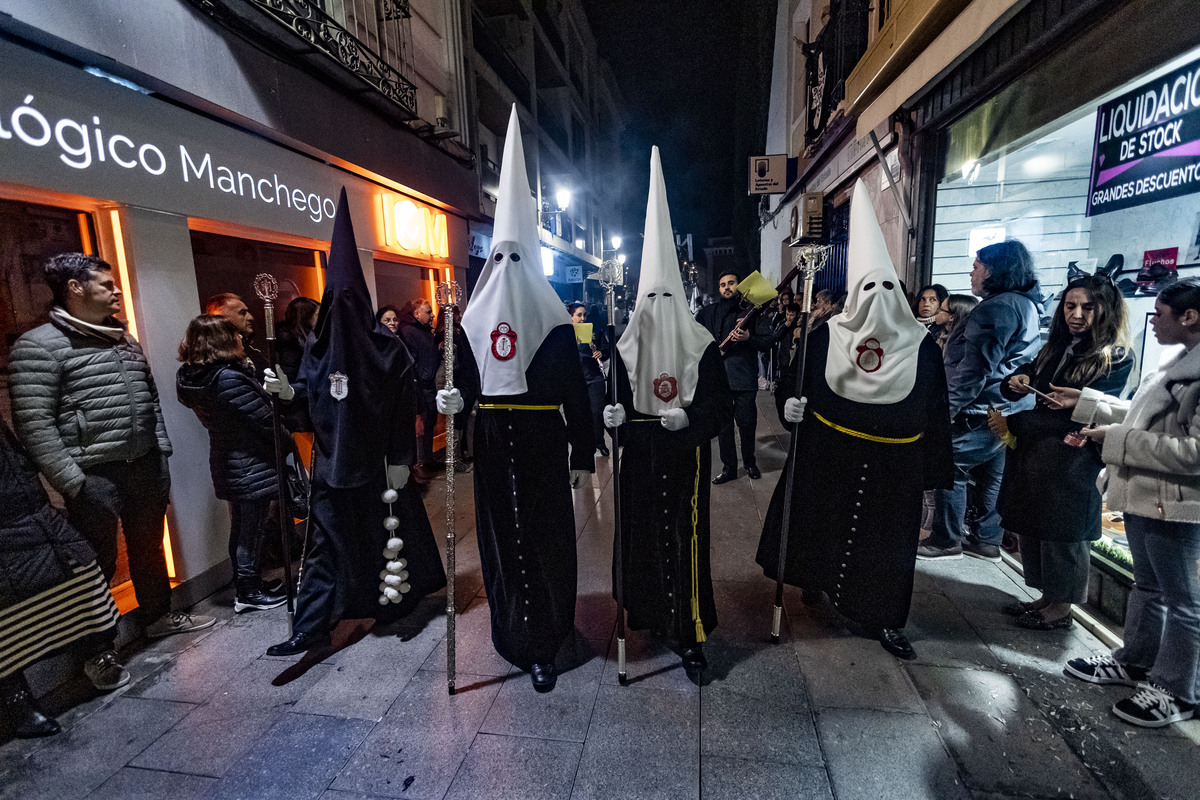 Semana Santa, procesión del Santo Entierro de Ciudad Real  / RUEDA VILLAVERDE