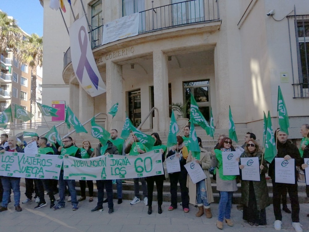 CSIF cifra en 95% el seguimiento de la huelga en el transporte