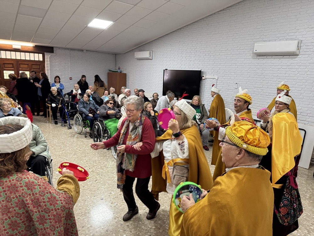 El Ayuntamiento lleva la Navidad a la Ciudad de Matrimonios