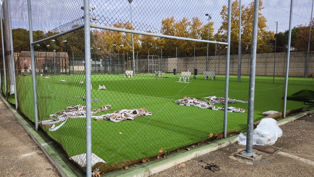 Deportes ultima la remodelación de las pistas de tenis el Poli