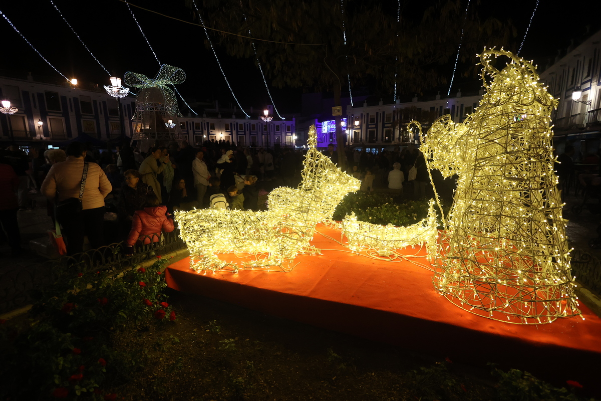 Inaguración de las luces navideñas de Valdepeñas, Luces de Navidad en Valdepeñas  / TOMÁS FERNÁNDEZ