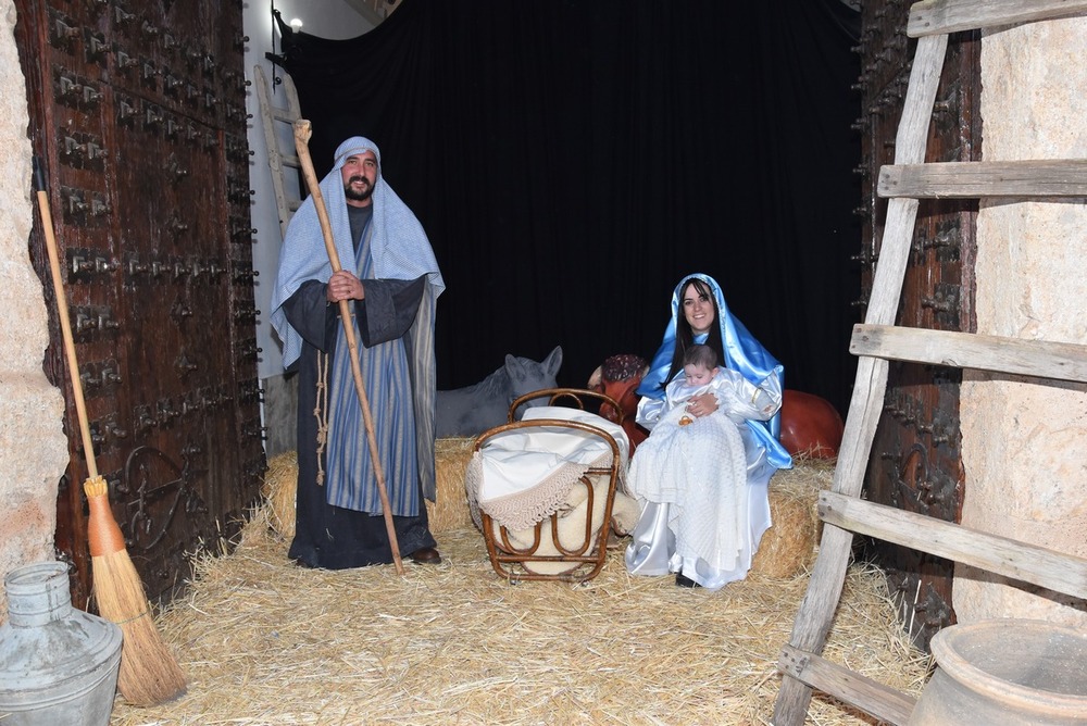 Más de mil personas visitan el Belén Viviente