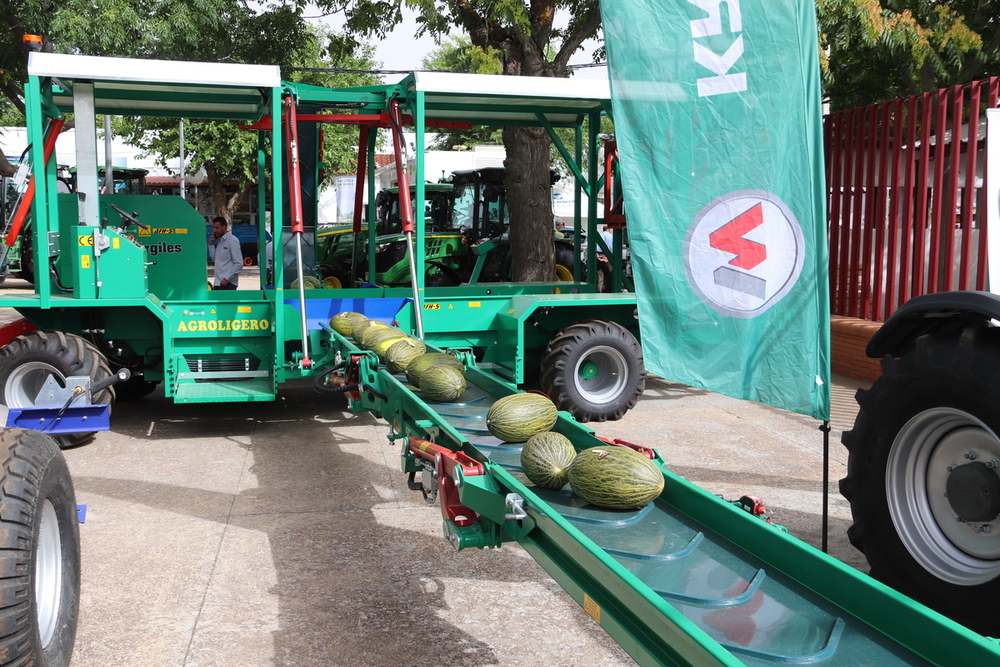 Fercam premia una máquina autopropulsada para recoger melones