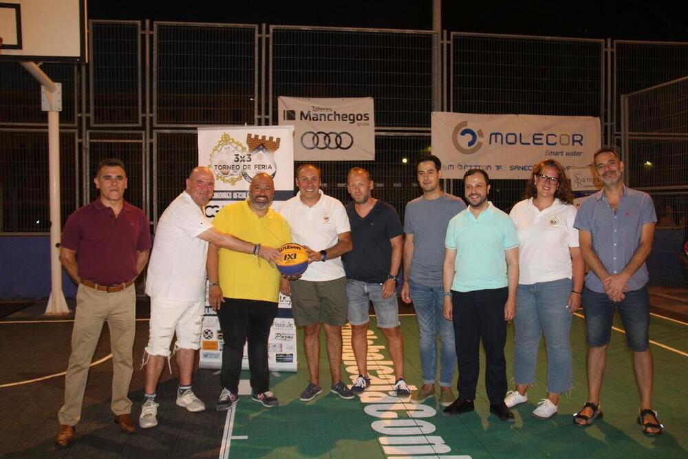 300 jugadores participan en el Nocturno 3x3 de Alcázar