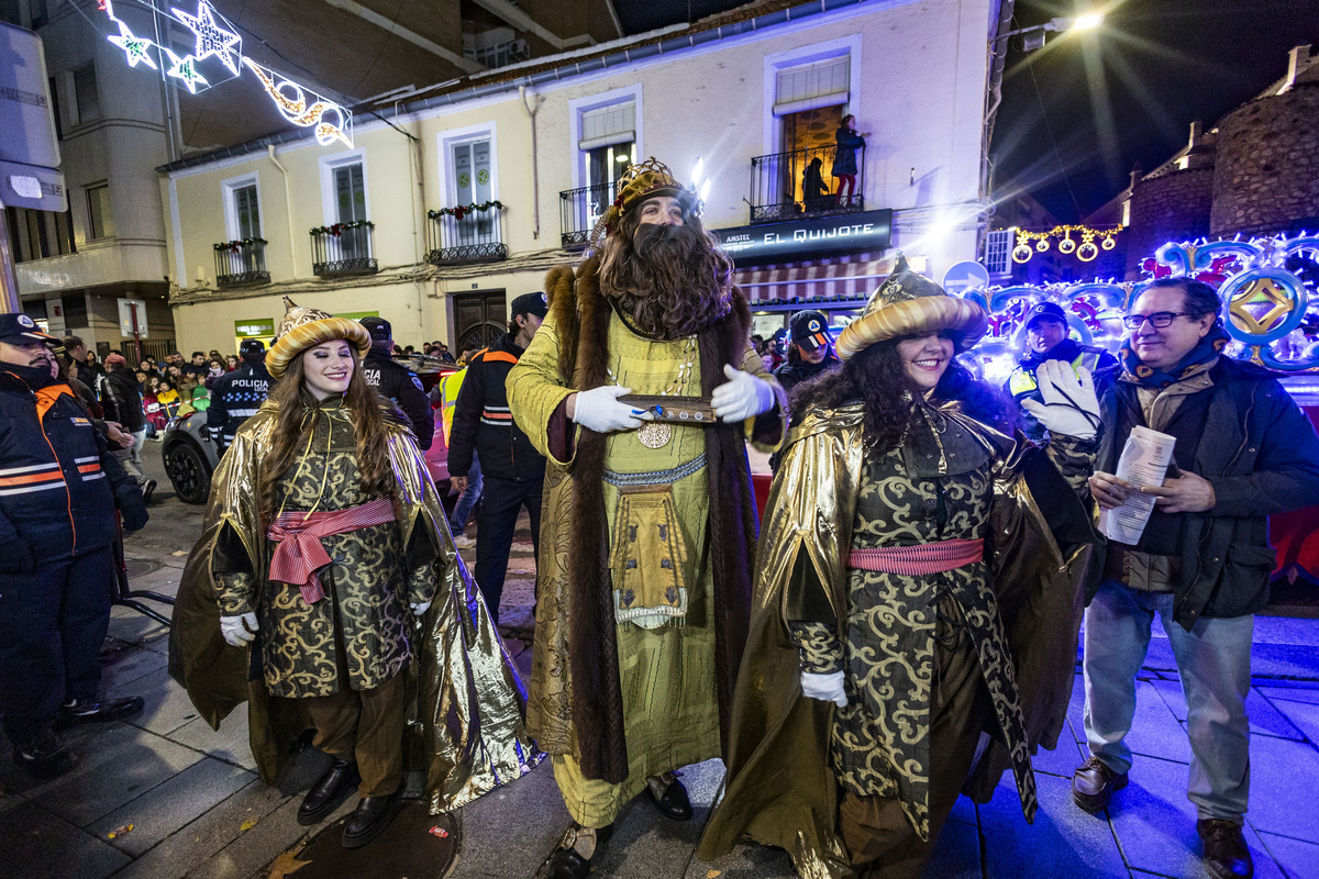 Cabalgata de los Reyes Magos, Navidad, Reyes Magos cabalgata en ciudad real  / RUEDA VILLAVERDE