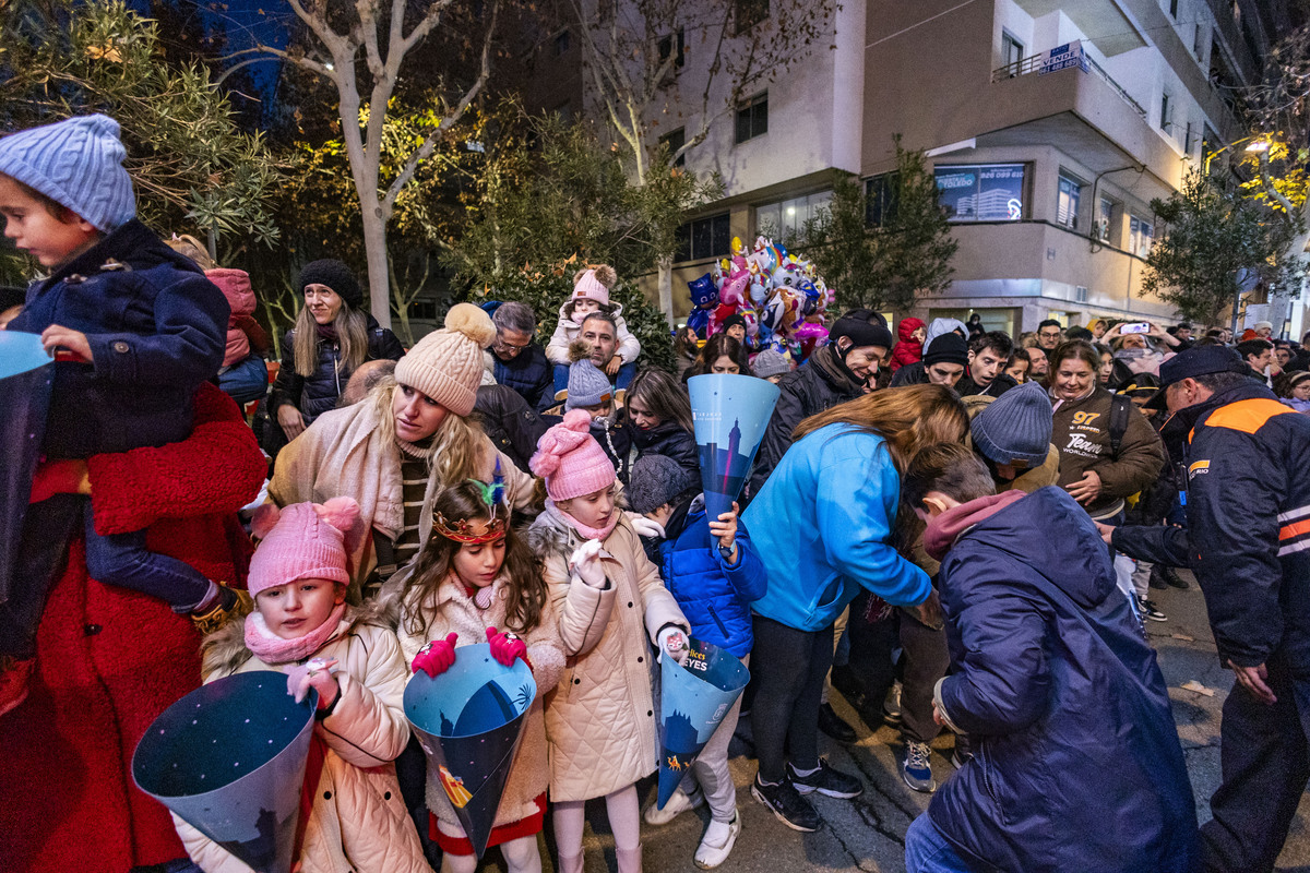 Cabalgata de los Reyes Magos, Navidad, Reyes Magos cabalgata en ciudad real  / RUEDA VILLAVERDE