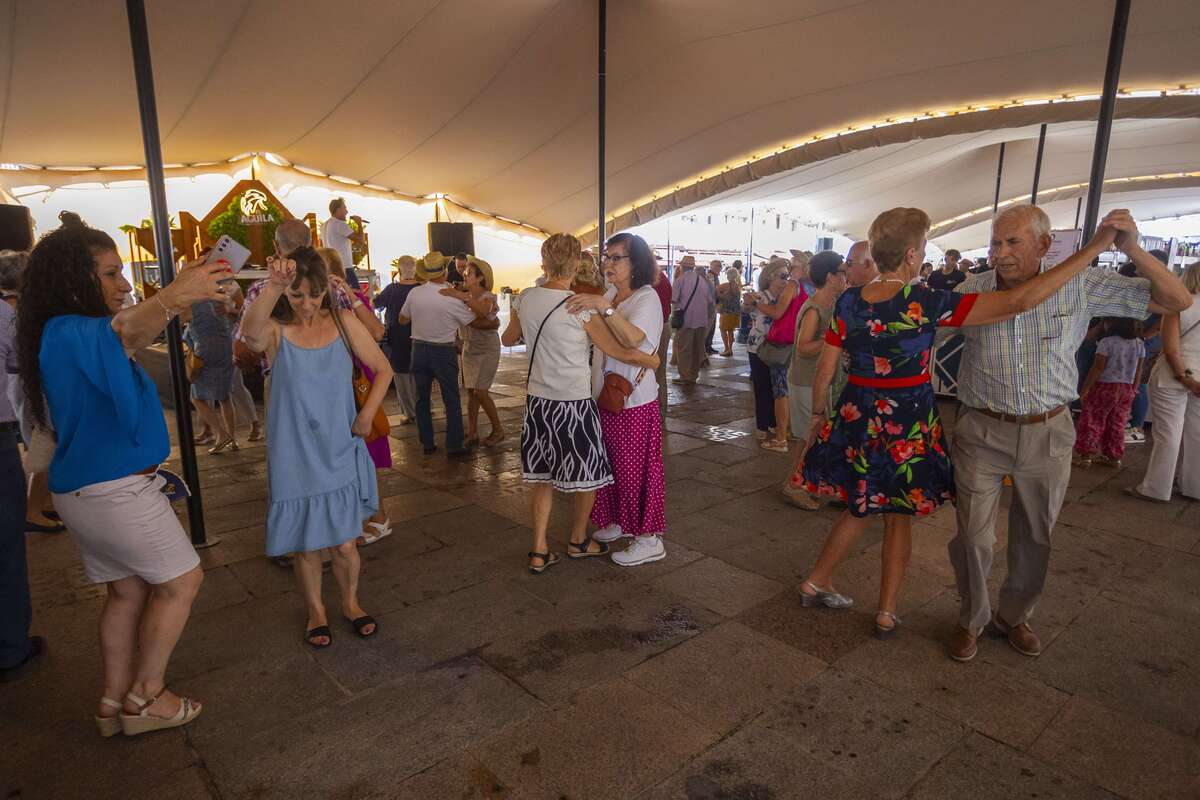 Baile del Vermut y Mahouñaneos  / TOMÁS FDEZ. DE MOYA