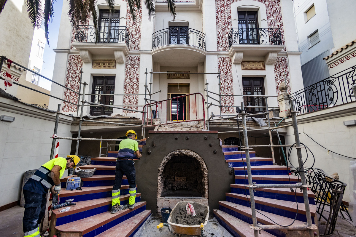 Obras del Palacete de Cruz Roja de ciudad real,  que será un centro a atención a la mujer maltratada centro de atención integral de la mujer victivas de agresiones