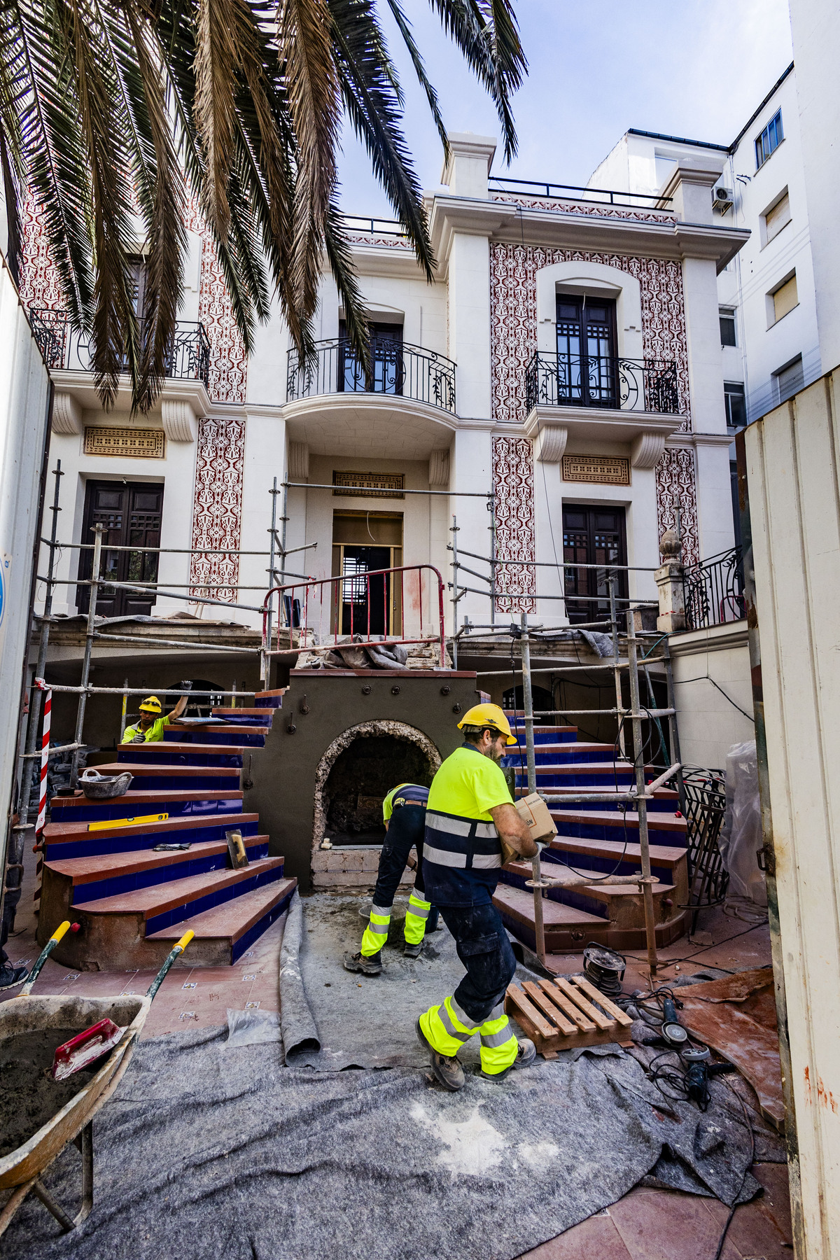 Obras del Palacete de Cruz Roja de ciudad real,  que será un centro a atención a la mujer maltratada centro de atención integral de la mujer victivas de agresiones  / RUEDA VILLAVERDE