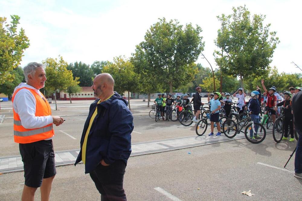 Alcázar reúne a 240 adolescentes en el Día de la Bicicleta 