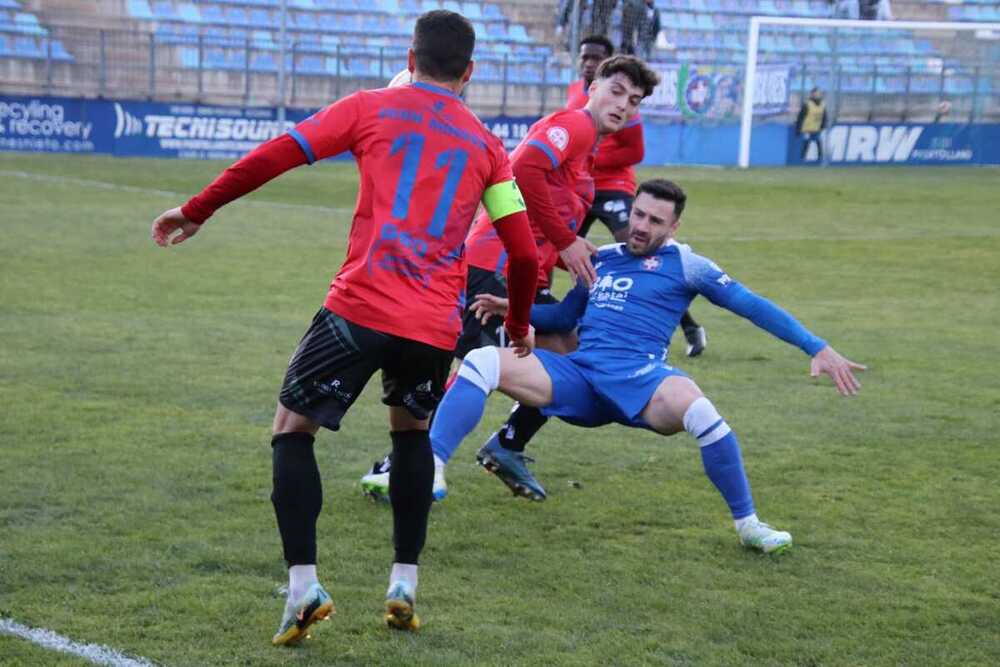 Ricardo, en una acción defensiva.