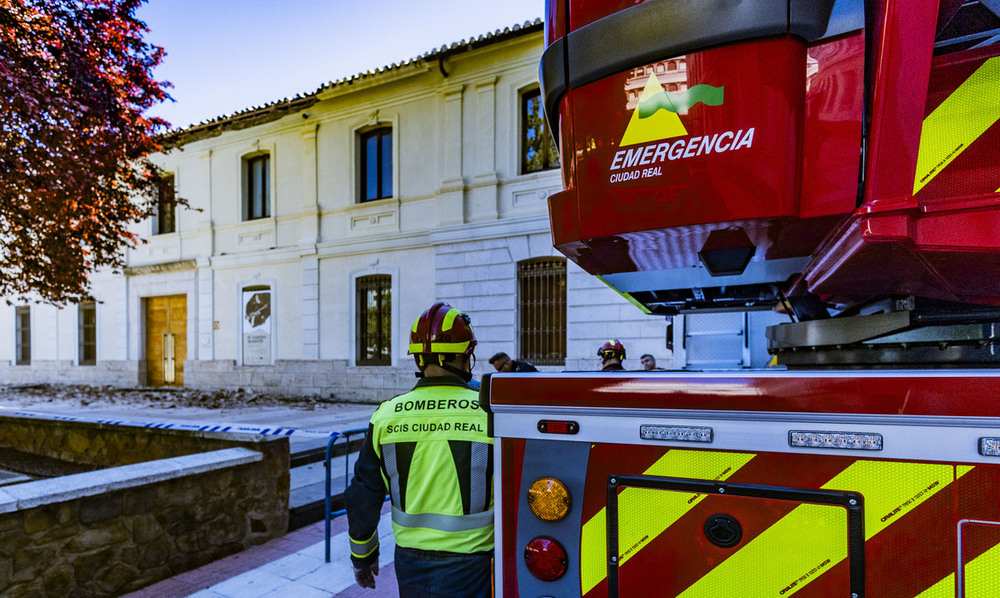 Invertirán de urgencia en la Merced para cambiar la cornisa