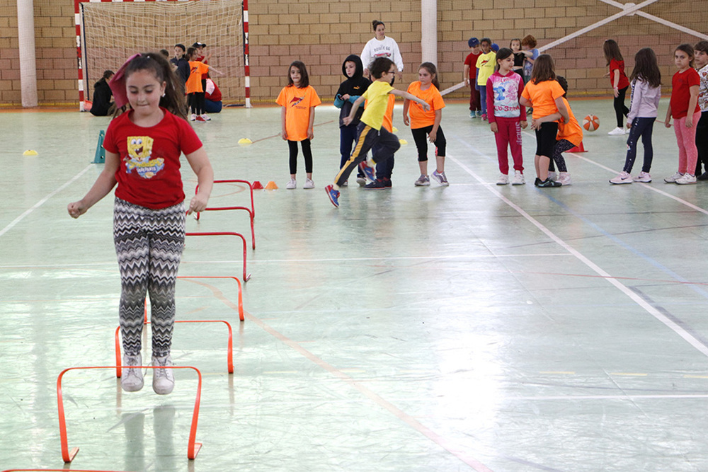 Las Miniolimpiadas de Argamasilla citan a 350 escolares