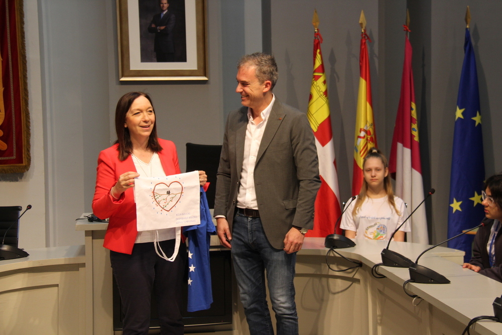 Los alumnos Erasmus visitan el Ayuntamiento