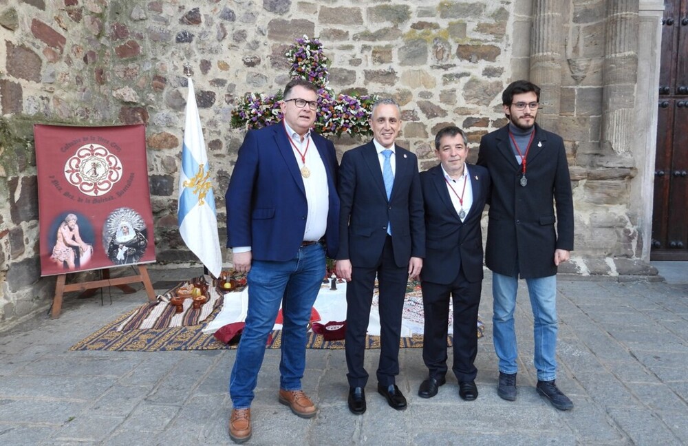 18 nuevos hermanos de la Vera Cruz en Puertollano