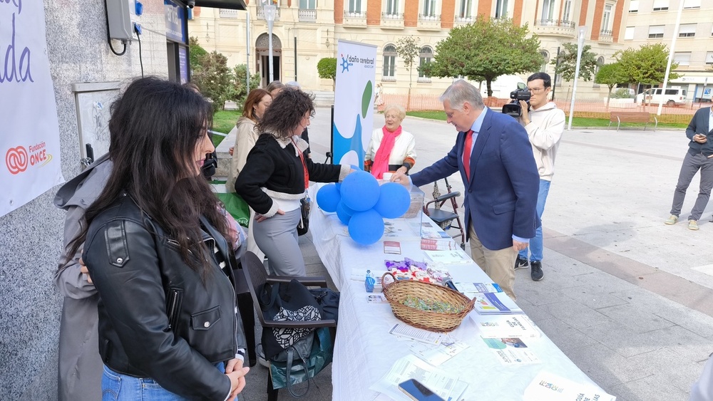 Adace sale a la calle para concienciar sobre el daño cerebral