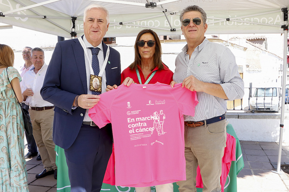 Almodóvar celebra la cuestación anual de la AECC