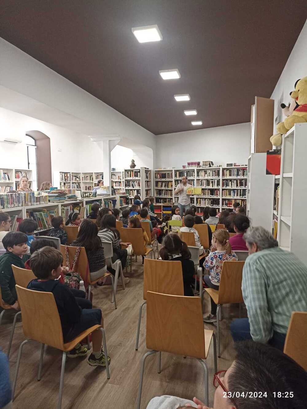 Entusiasmo en la celebración del día del Libro en Torralba