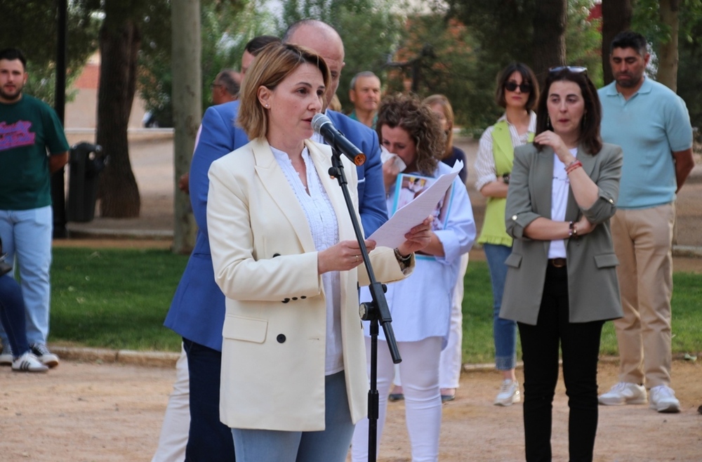 Emociones en el homenaje a los fallecidos por Covid