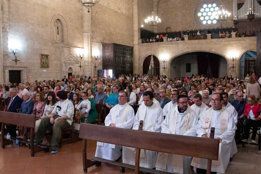 La catedral acoge la ordenación de dos nuevos sacerdotes