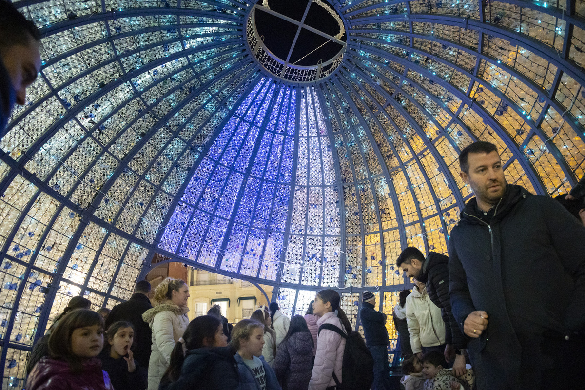 encendido de las luces de Navidad en Valdepeñas  / TOMÁS FERNÁNDEZ DE MOYA