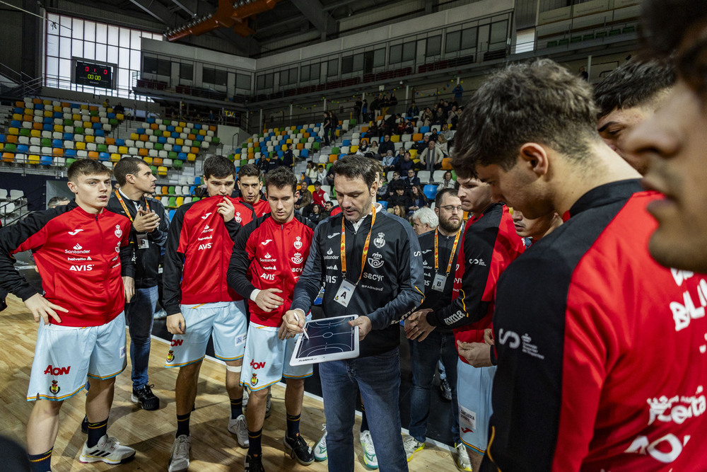 España gana a Portugal en el Torneo 4 Naciones