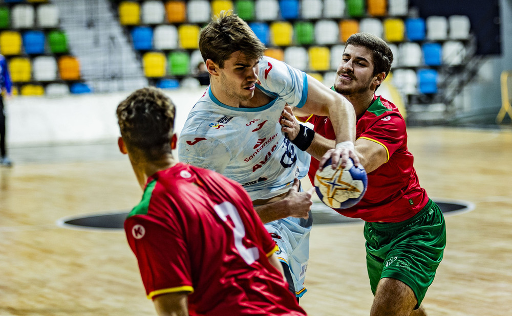 España gana a Portugal en el Torneo 4 Naciones