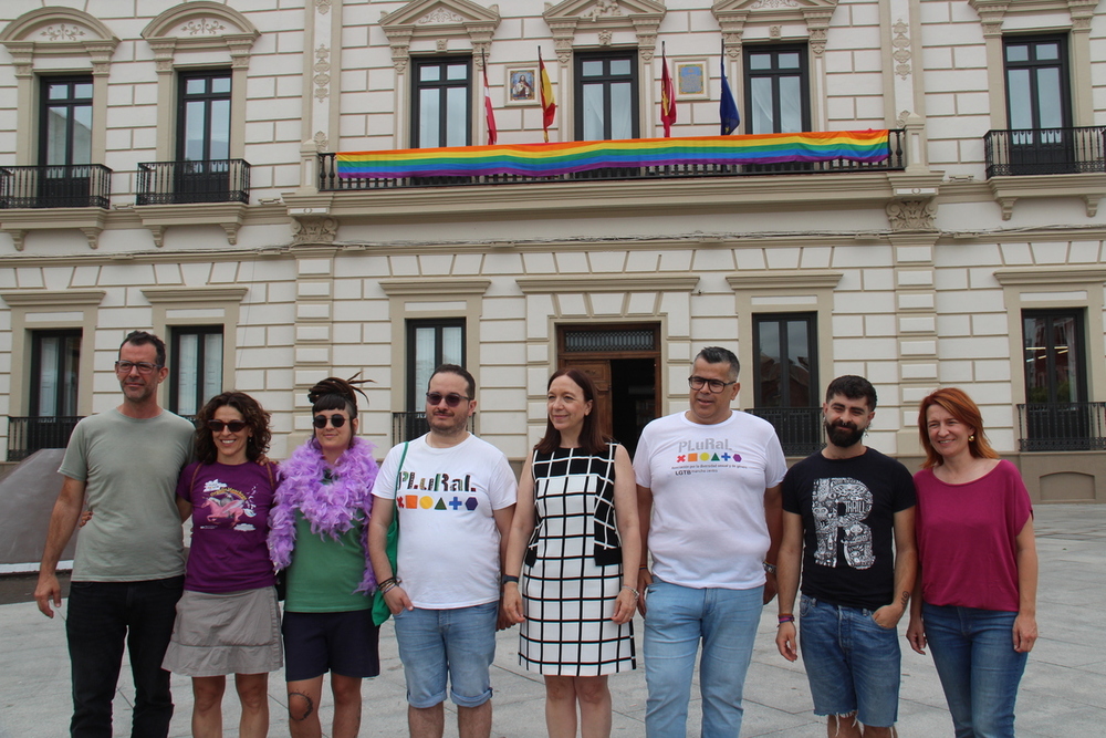 El Consistorio y LGTBIQA+ Mancha Centro unen sus fuerzas