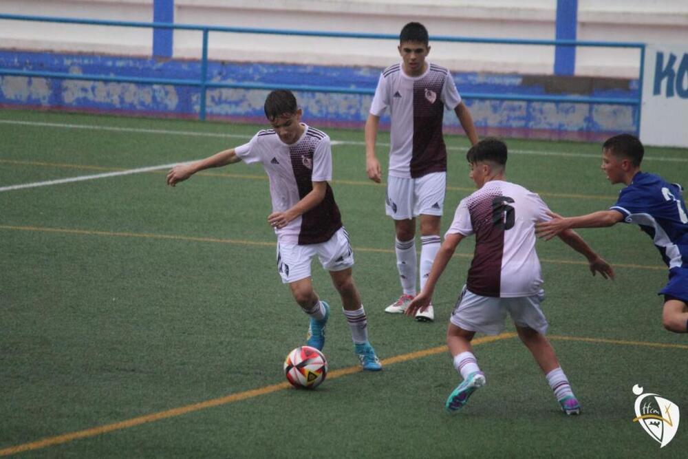 Sub 16 y 14 debutan con triunfo en la Fase Plata