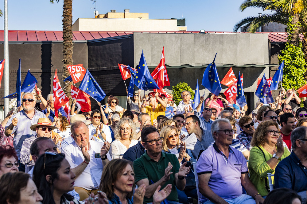 Mitin del PSOE en la campaña de las elecciones europeas con las candidatas Teresa Ribera y Cristina Maestre y la ministra Isabel Rodríguez 