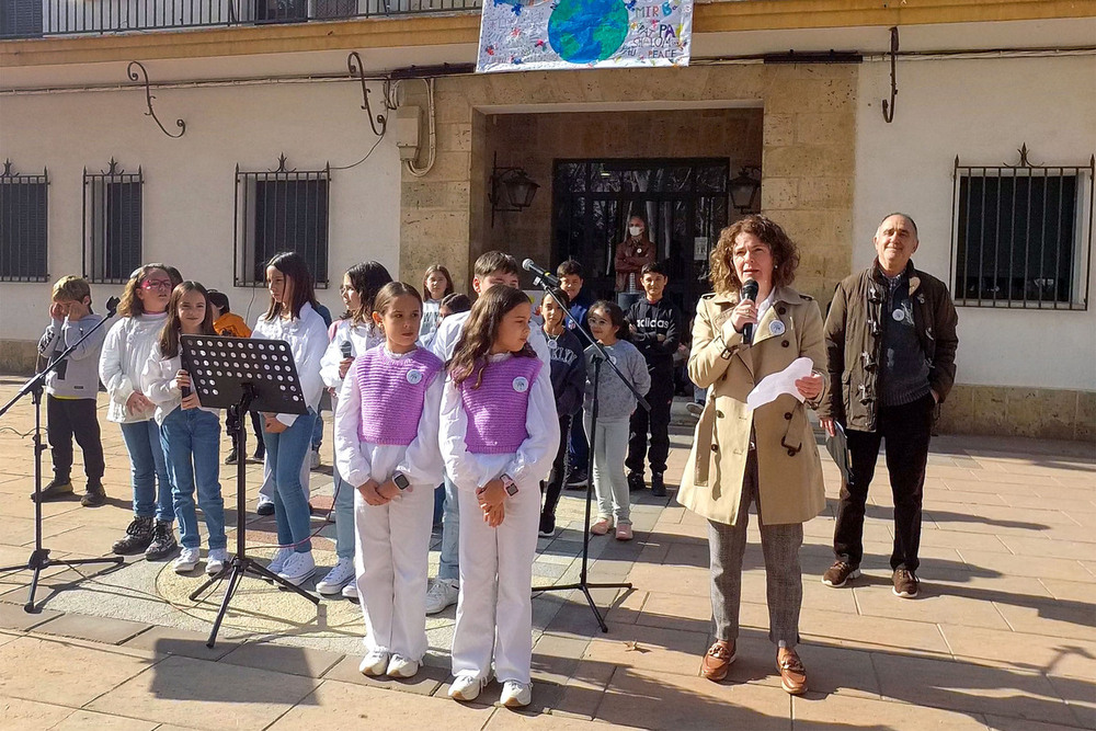 Los escolares reivindican el derecho a una infancia en paz