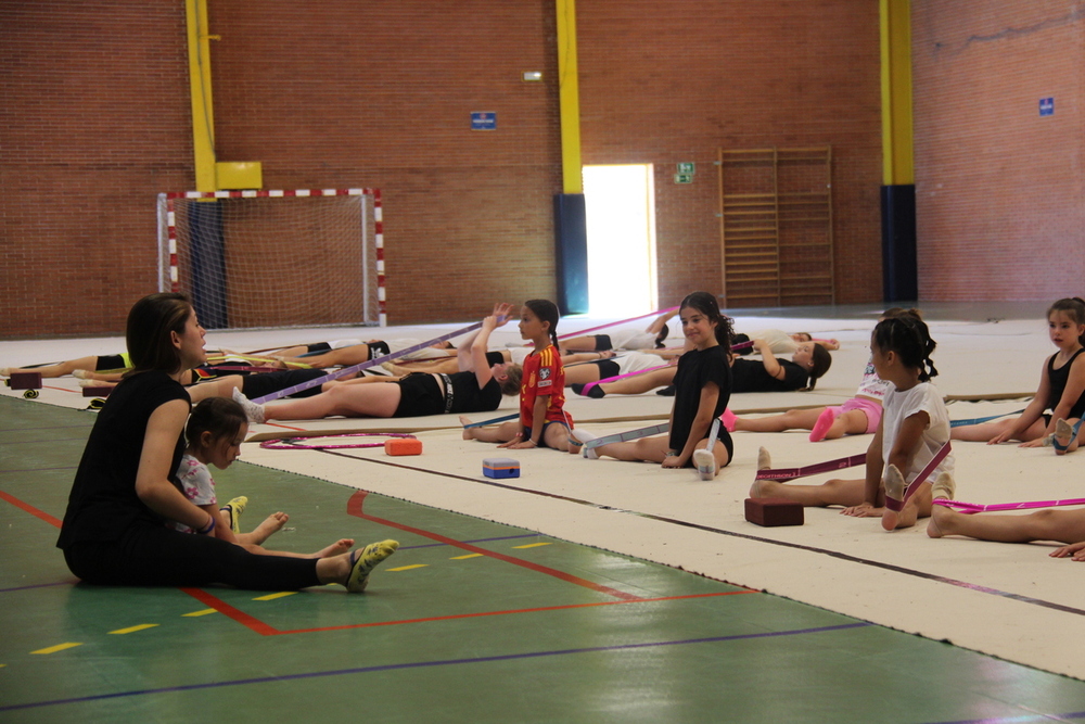 Fútbol y gimnasia rítmica en Alcázar de San Juan